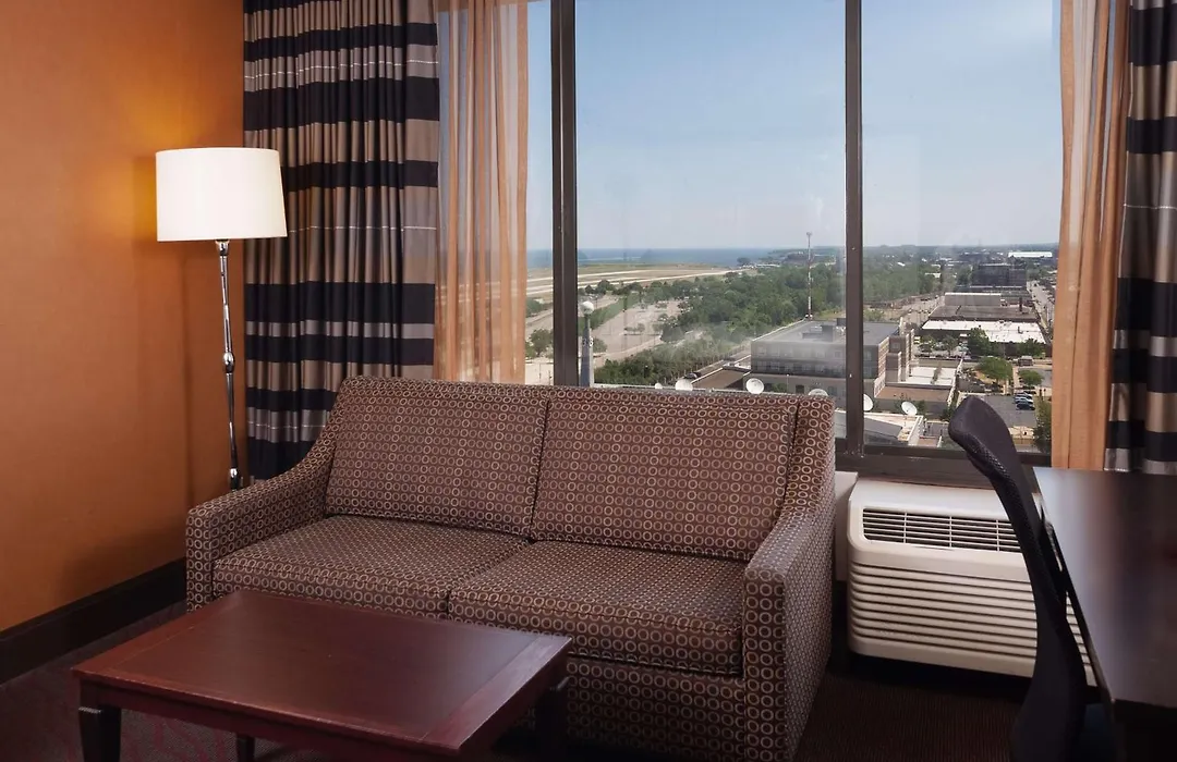 Doubletree By Hilton Hotel Cleveland Downtown - Lakeside-1